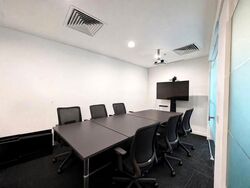 Gateway East (D7), Office #639410721